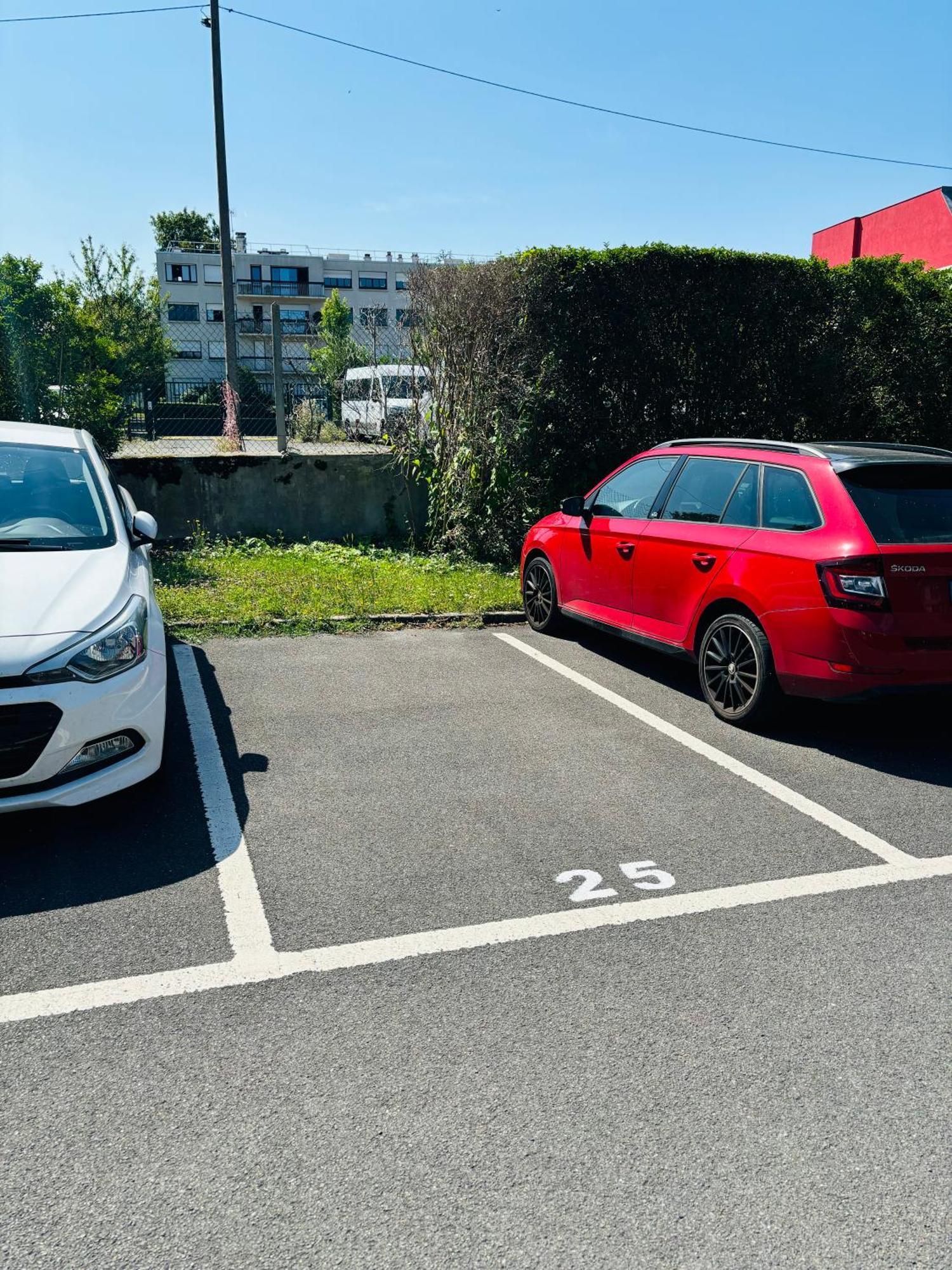 Le Chateaubriand - Calme, Balcon Et Parking Châtenay Dış mekan fotoğraf